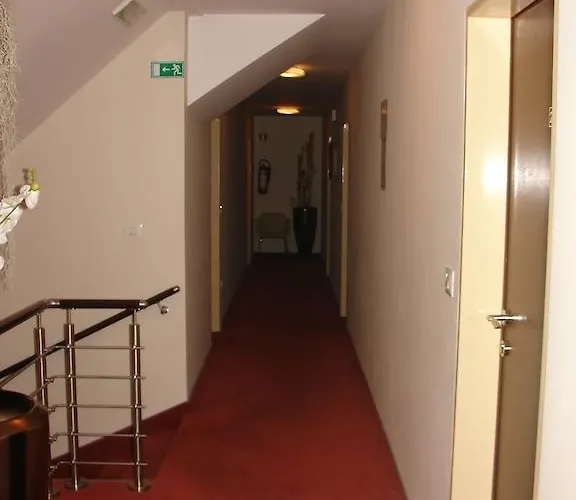 ベッド・アンド・ブレックファスト B＆b ヤネジチ